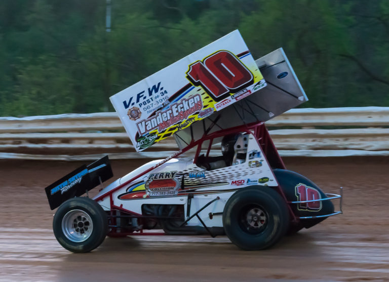 Bear and VanderEcken Motorsports Strong in Debut at Knoxville