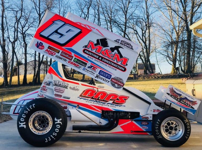 Brent Marks debuts new look for sophomore season with the World of Outlaws Craftsman Sprint Car Series