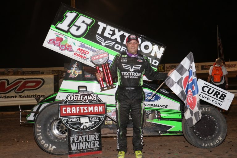 Donny Schatz concludes first West Coast Swing of 2018 with a win in the desert