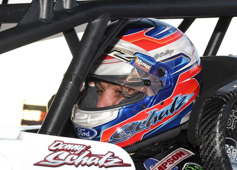 Schatz garners top-ten at Thunderbowl Raceway