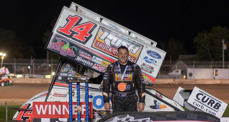 Tony Stewart earns IRA victory at Plymouth Dirt Track