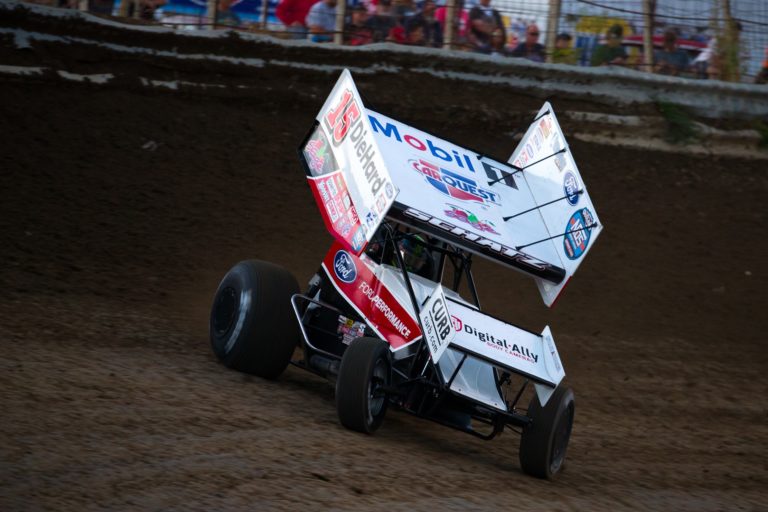 Donny Schatz rolls to a podium and top-ten in Dodge City