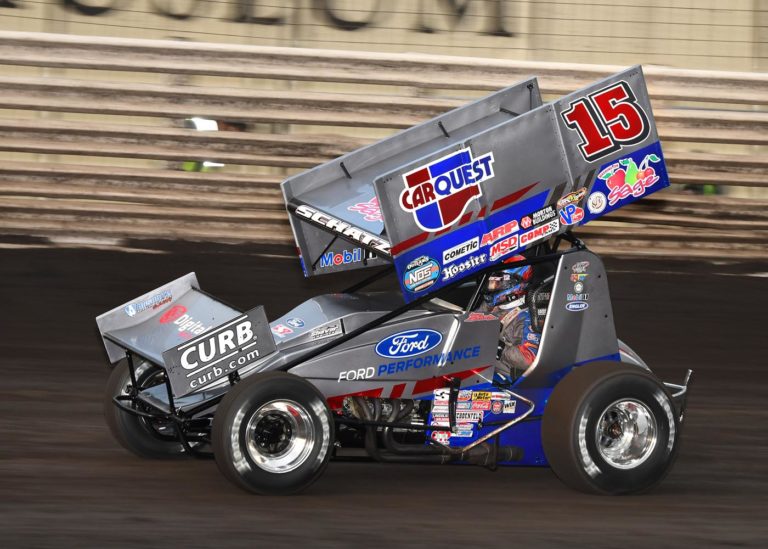 Donny Schatz finds podium in 60th Knoxville Nationals A-Main; WoO action continues with North and South Dakota triple