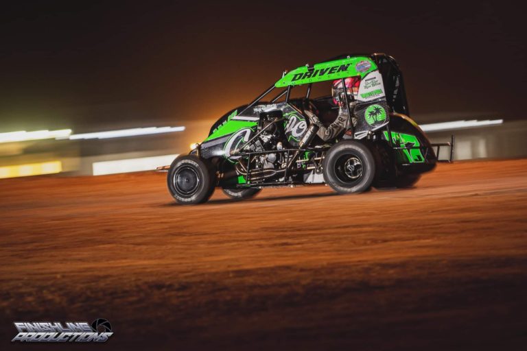 Loss and JKL Racing earn four top-fives in two days at I-30 Speedway; Xtreme Outlaw Midget Series debut at Farmer City next