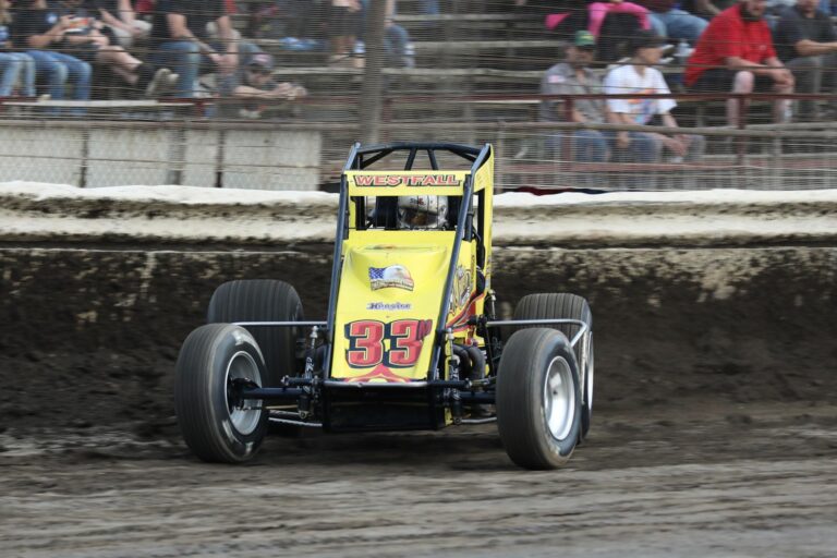 WHITE FLAG LAP: Westfall to kick-off Ray Marshall’s final season with full Florida USAC slate