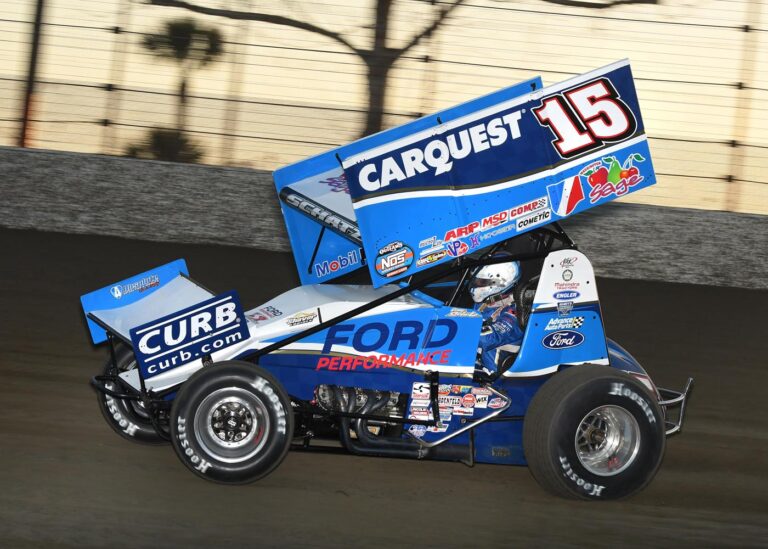 Schatz opens 2024 World of Outlaws season with big moves in DIRTcar Nationals