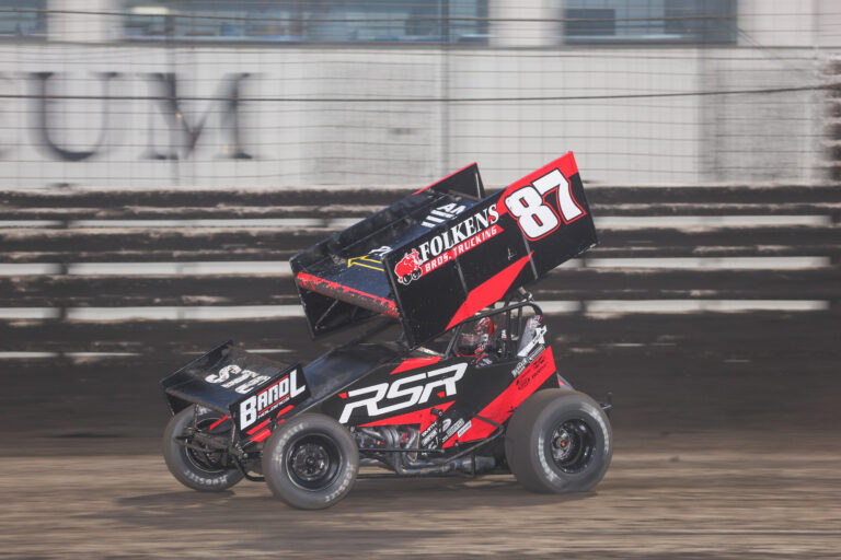 Reutzel continues consistent ways at Knoxville Raceway