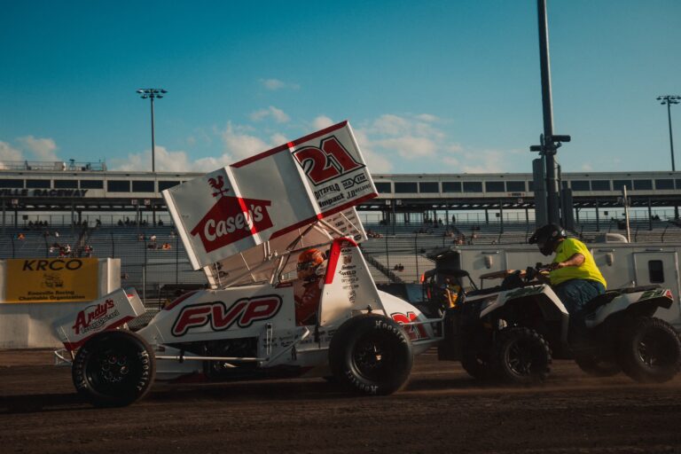 Brian Brown ready to battle Outlaws at Knoxville Raceway