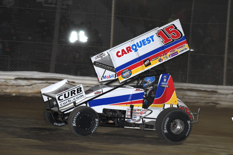 Donny Schatz scores top-ten at Wilmot, set to chase seventh Kings Royal title