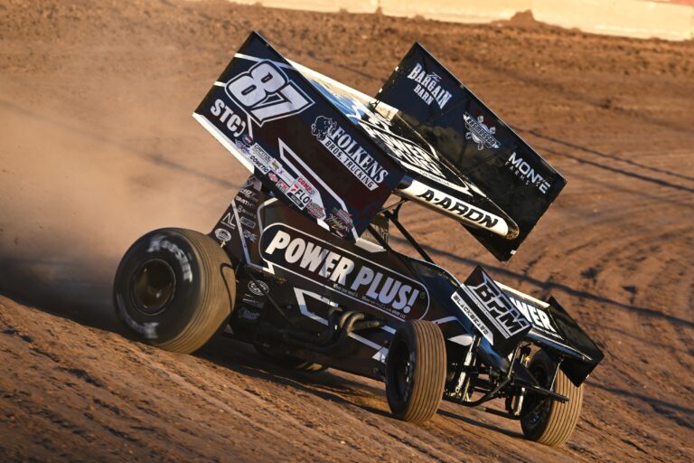 Reutzel and RSR highlight Arizona visit with Friday podium; Vado, Route 66, Dodge City all ahead